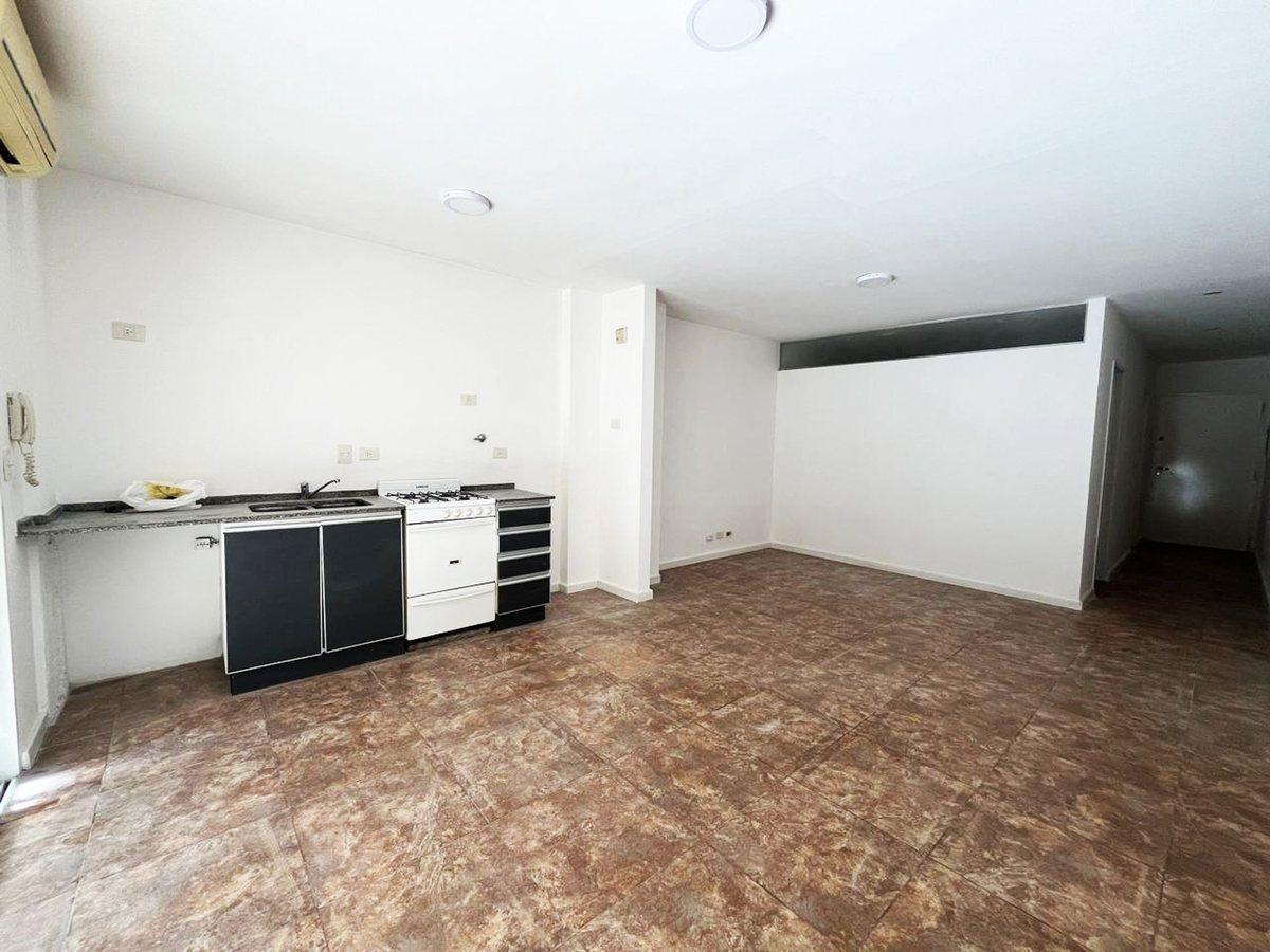 Foto de ALQUILER DEPARTAMENTO 2 AMBIENTES COCHERA COMPLEJO, imagen 4