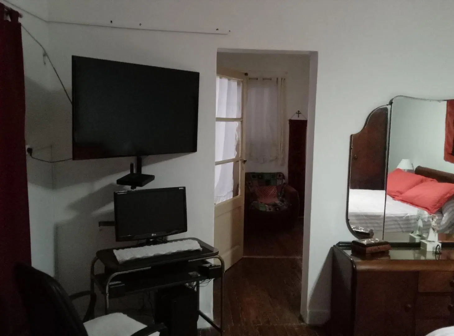 VENTA CASA 3 AMBIENTES EN CIUDADELA 2