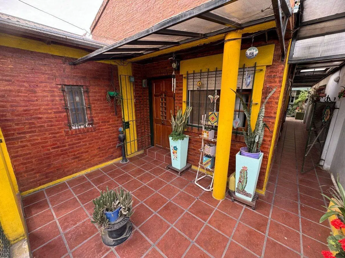 VENTA CASA 3 AMB + DEPTO 3 AMB EN JCP APTO CREDITO 8