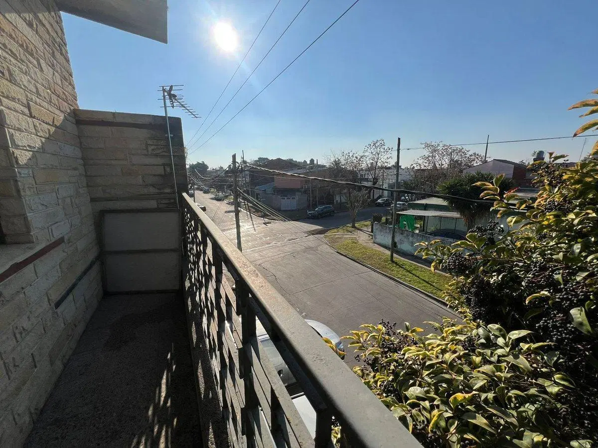 VENTA DPTO 3 AMB BALCÓN Y PATIO A/CRÉD HURLINGHAM 2