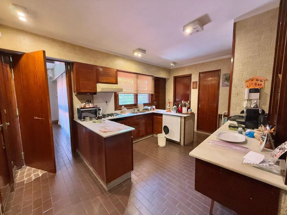 VENTA DE HERMOSA CASA EN  BELLA VISTA 8