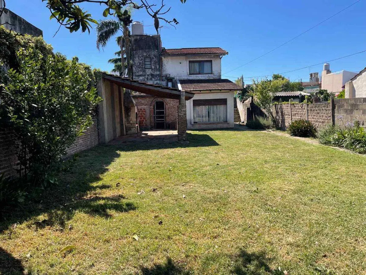 VENTA CASA Y PH 3 AMB JARDIN MARTIN CORONADO 3
