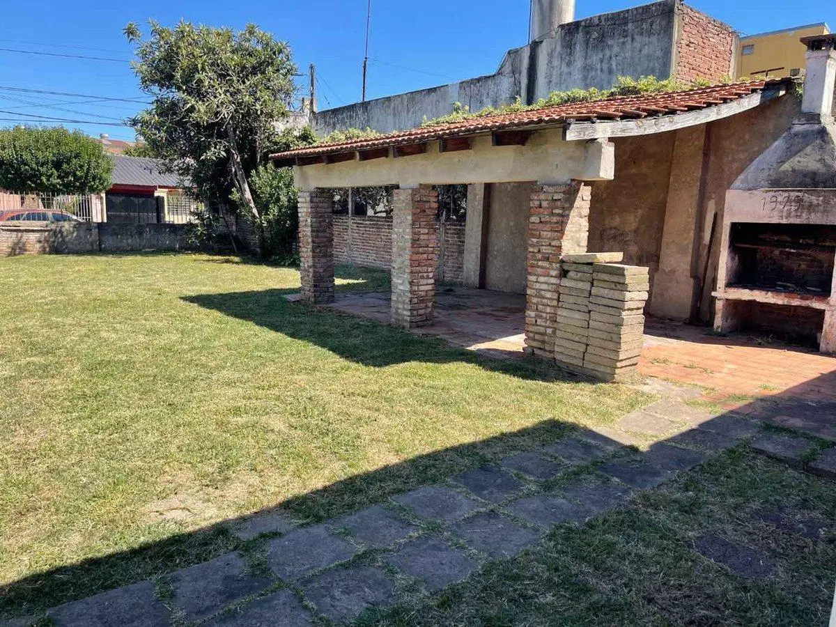 VENTA CASA Y PH 3 AMB JARDIN MARTIN CORONADO 2