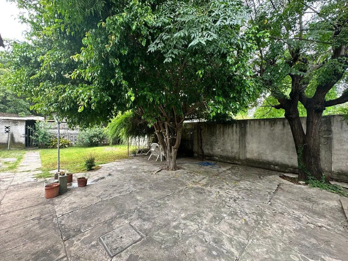 VENTA CASA 4 AMBIENTES CON JARDÍN EN CASTELAR 4