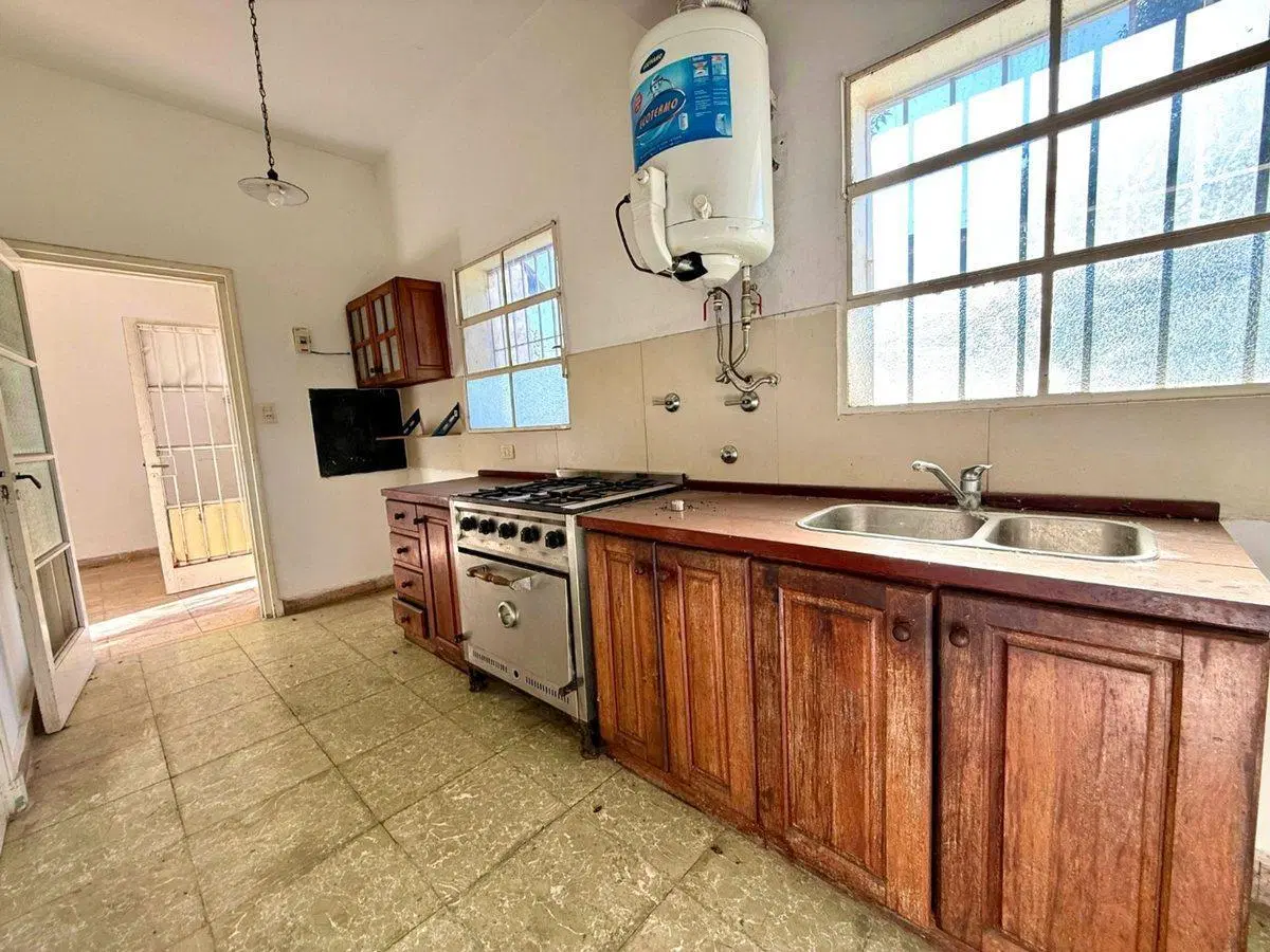 VENTA DE CASA 4 AMBIENTES APTA CREDITO 3