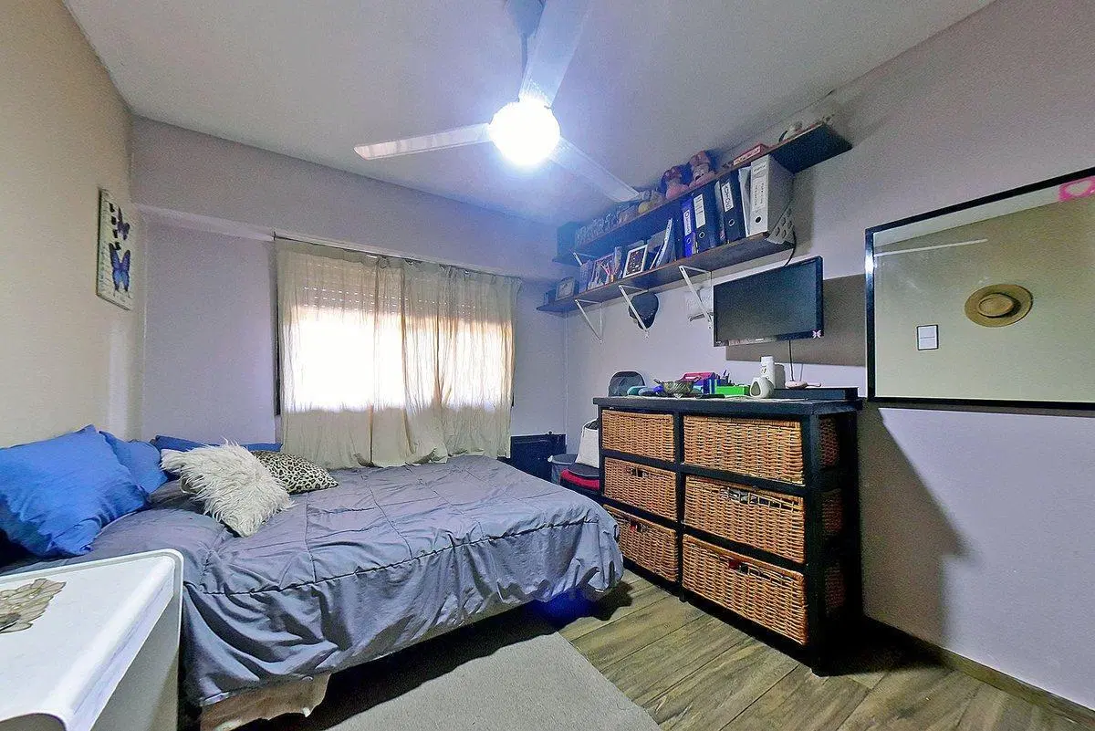 VENTA CASA 5 AMB COCHERA JARDIN Y PILETA ITUZAINGO 4