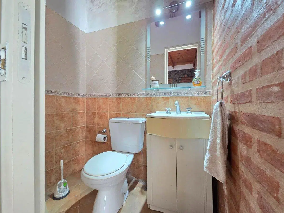 VENTA CASA 4 AMBIENTES HURLINGHAM JARDIN GARAGE 8