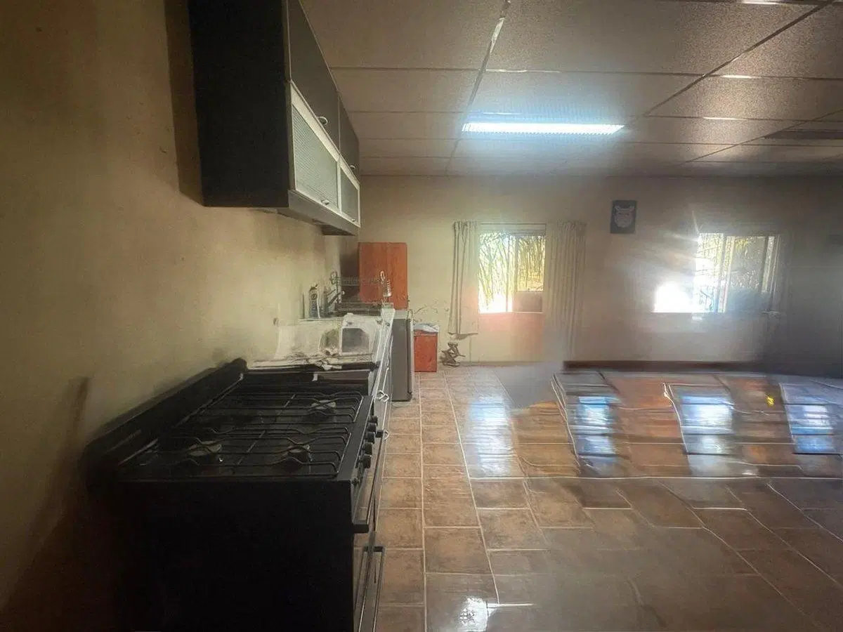 VENTA GALPON CON LOCAL COMERCIAL 450MTS 8