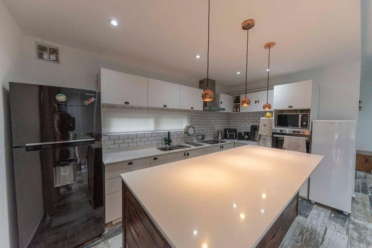VENTA CASA 3 AMB C/PILETA STA LUCIA PILAR DEL ESTE 5