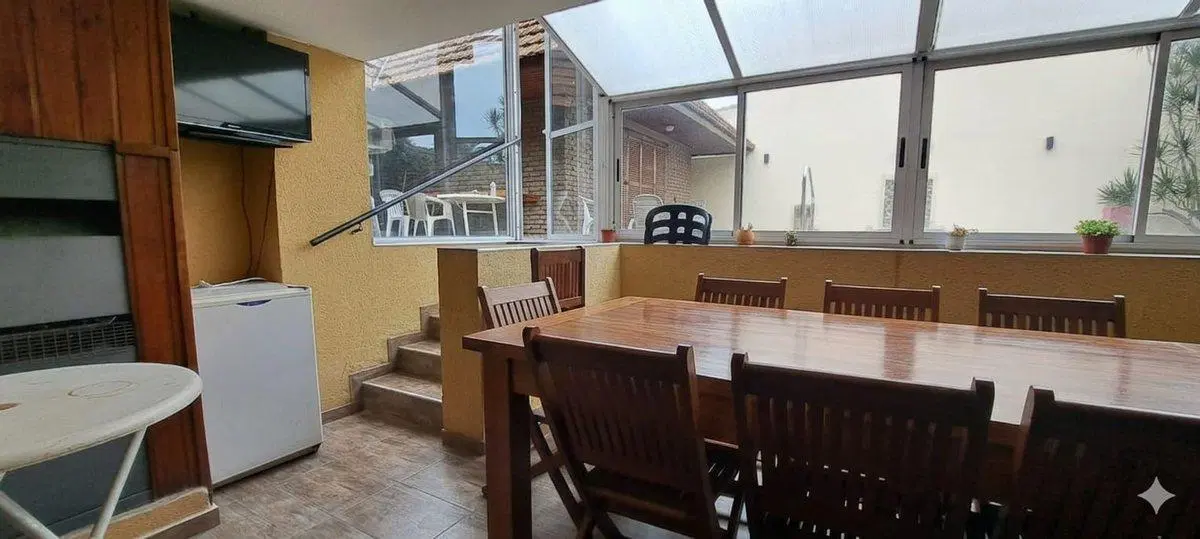 VENTA CASA 4 AMBIENTES PALOMAR 3