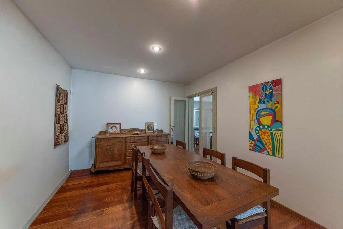 VENTA CASA HURLINGHAM 4 DORM GRAN LOTE B. INGLES 3