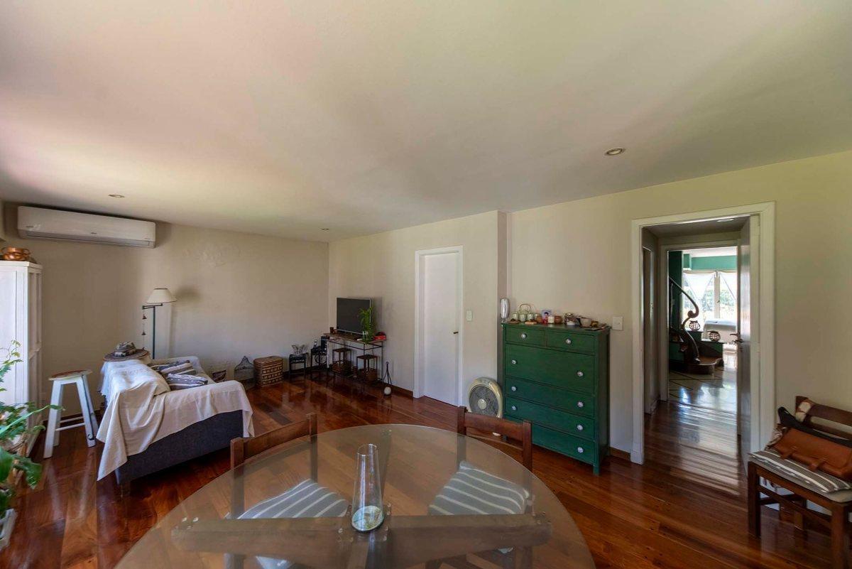 Foto de VENTA CASA HURLINGHAM 4 DORM GRAN LOTE B. INGLES, imagen 4