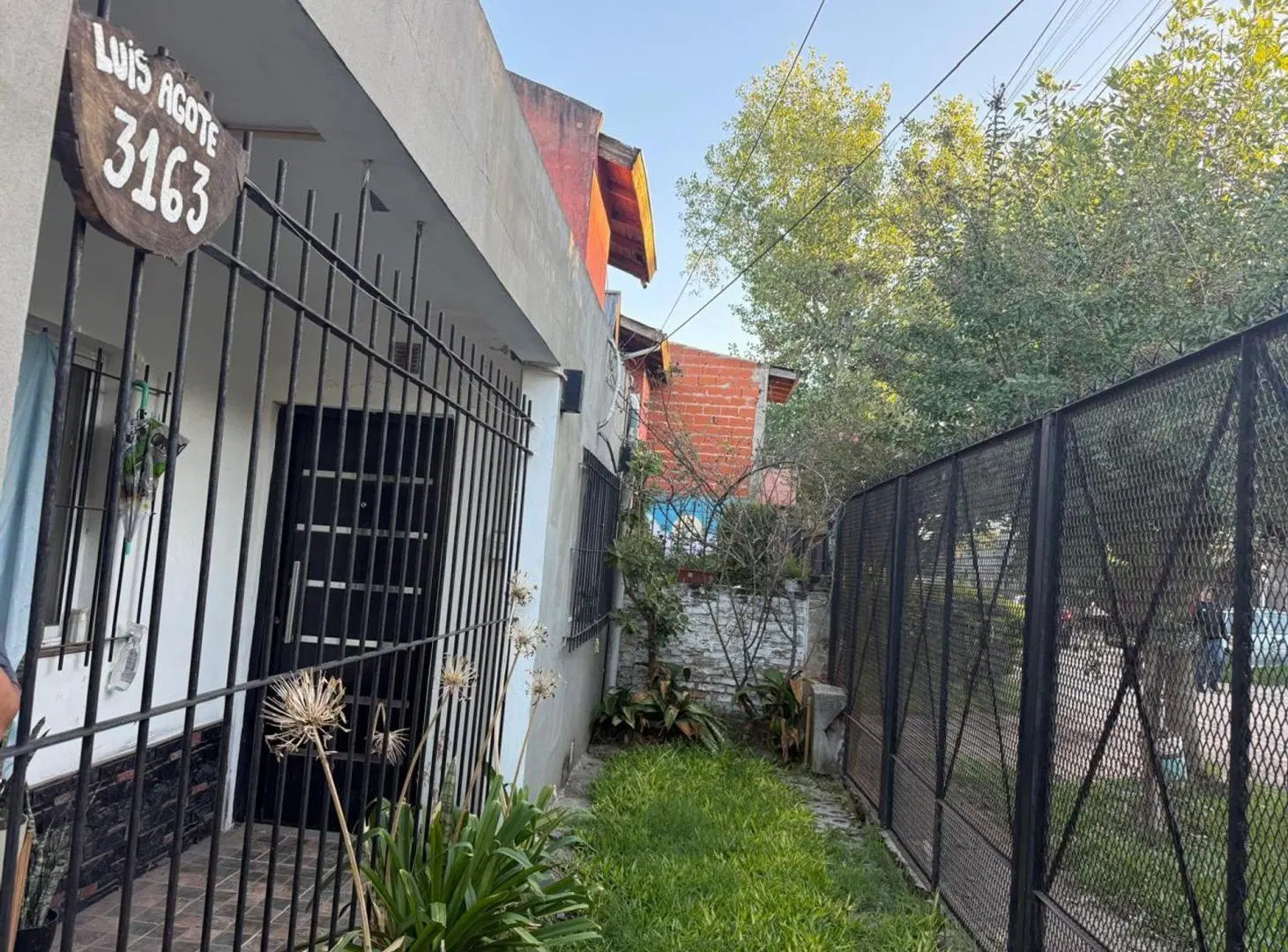 VENTA CASA 4 AMBIENTES CON PILETA SAN MIGUEL 5