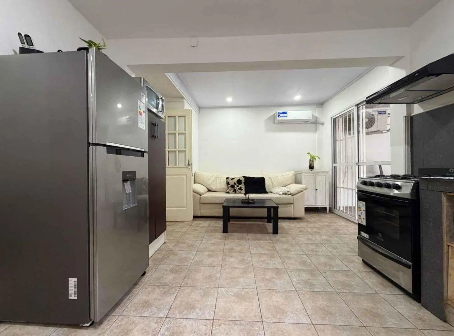 VENTA CASA 4 AMB. C/PATIO, PARRILLA - PILAR CENTRO 8