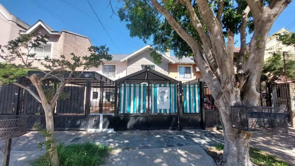 CASA TRIPLEX 3 AMB EN VENTA, MUÑIZ, SAN MIGUEL 3