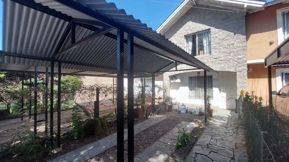 CASA TRIPLEX 3 AMB EN VENTA, MUÑIZ, SAN MIGUEL 5