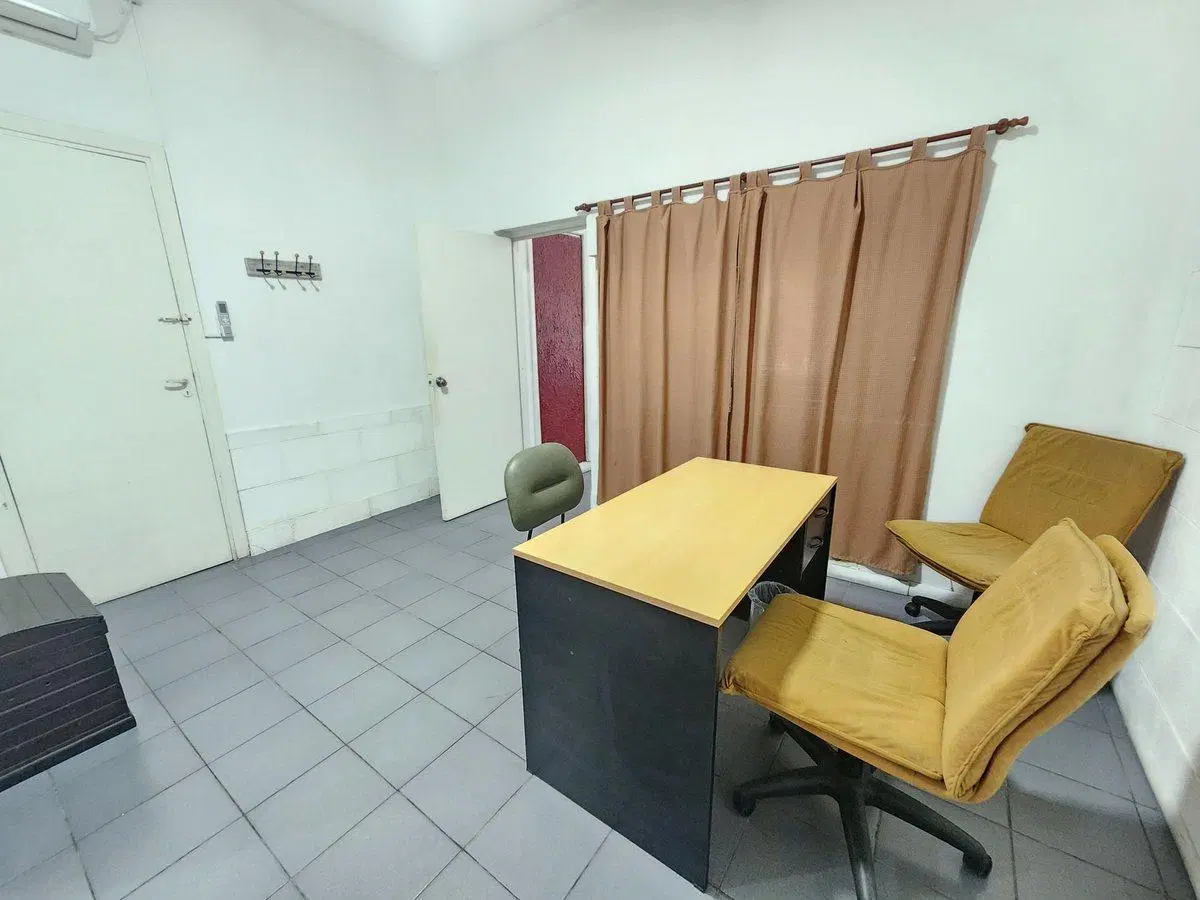 VENTA PH, MORON, 3 OFICINAS + LOCAL + DEPARTAMENTO 3