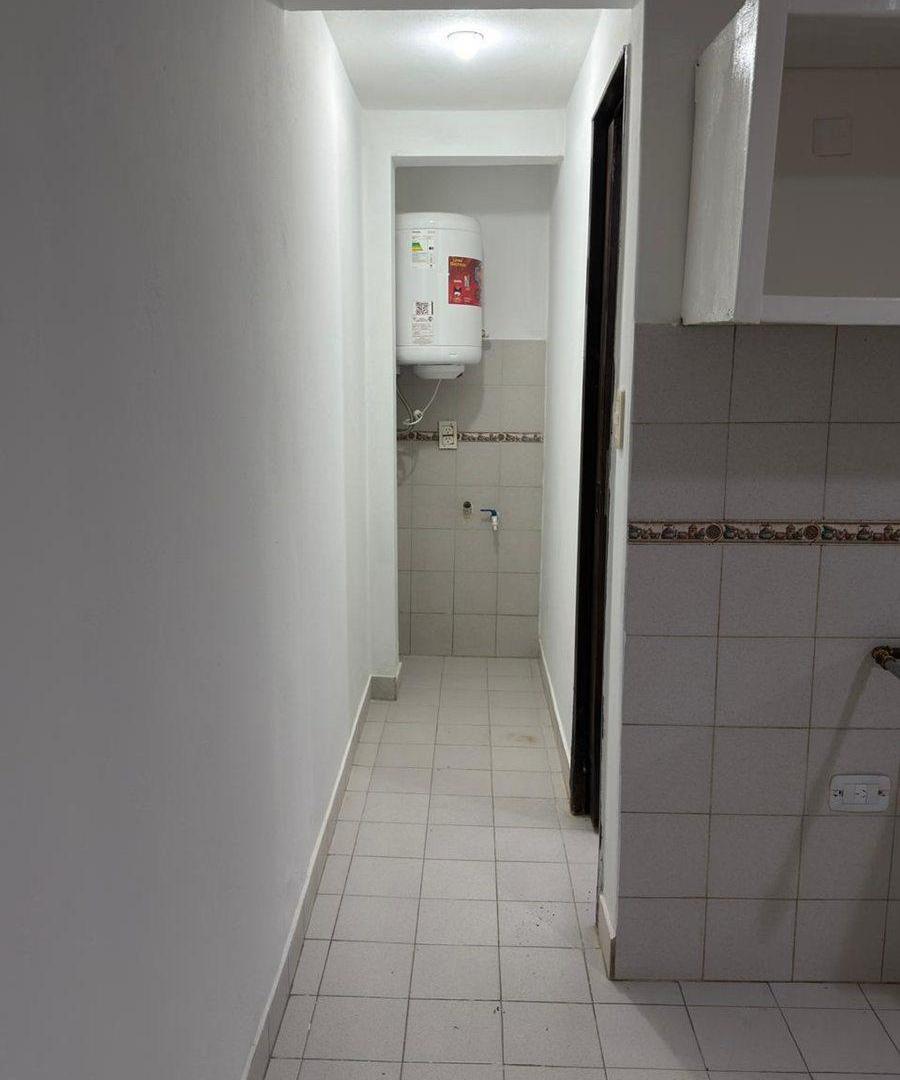 Foto de VENTA DEPARTAMENTO MONOAMBIENTE HURLINGHAM, imagen 2