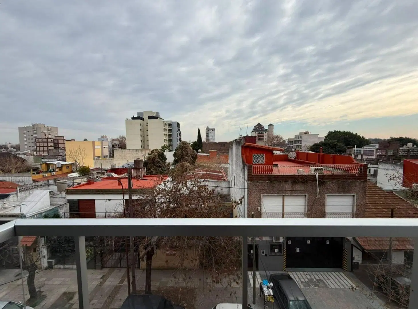 Alquiler Monoambiente con balcón en Sáenz Peña 3