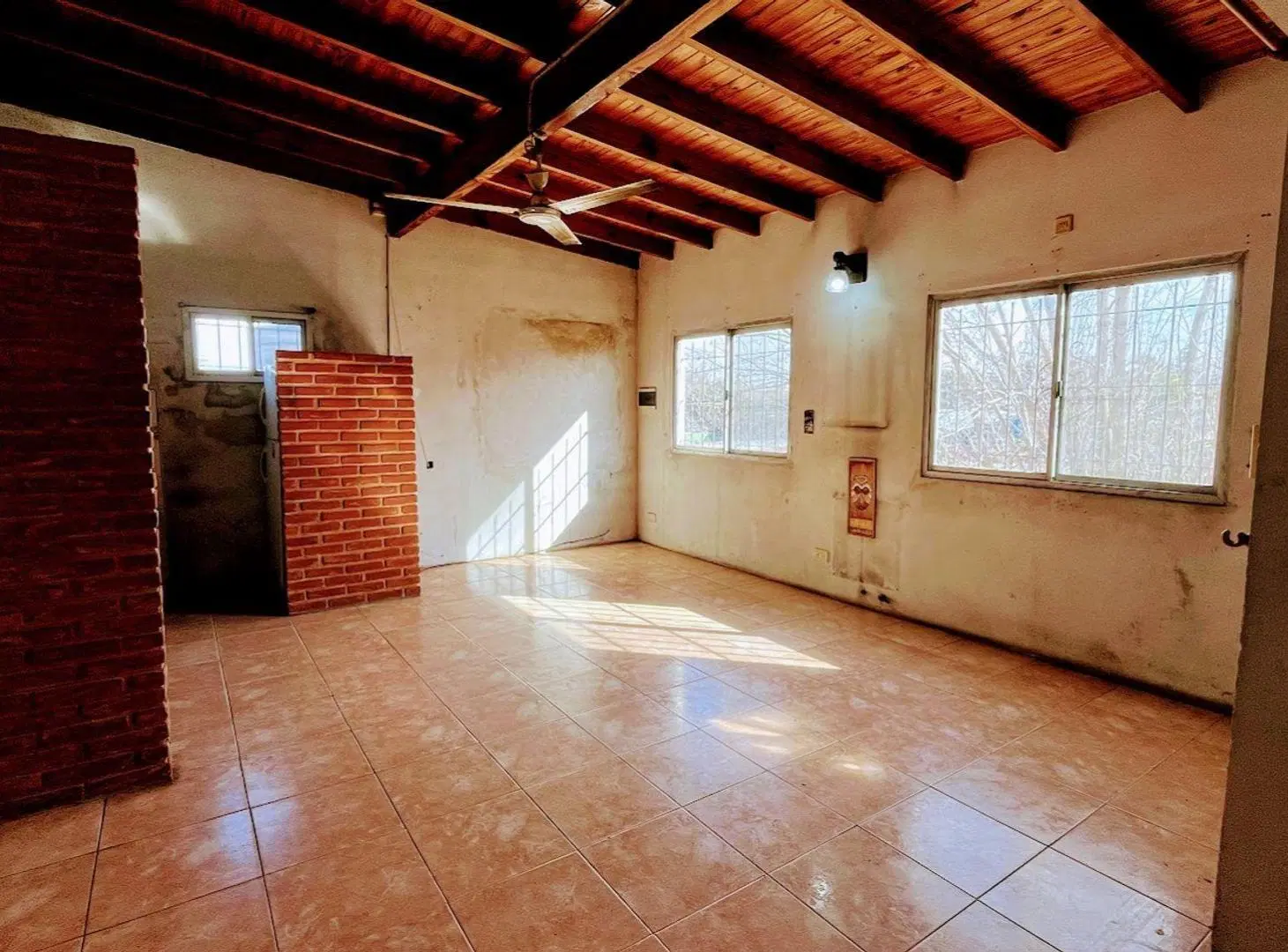 CASA PH FDO VENTA 7 AMBIENTES CAMARGO VILLA TESEI 3