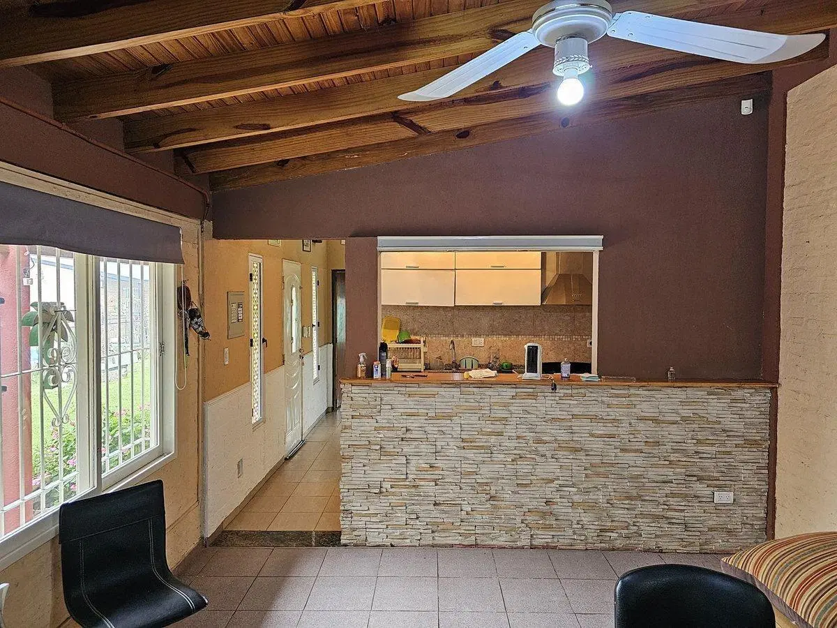 Venta  Quinta 1100 m2, casa quincho, pileta, Merlo 4