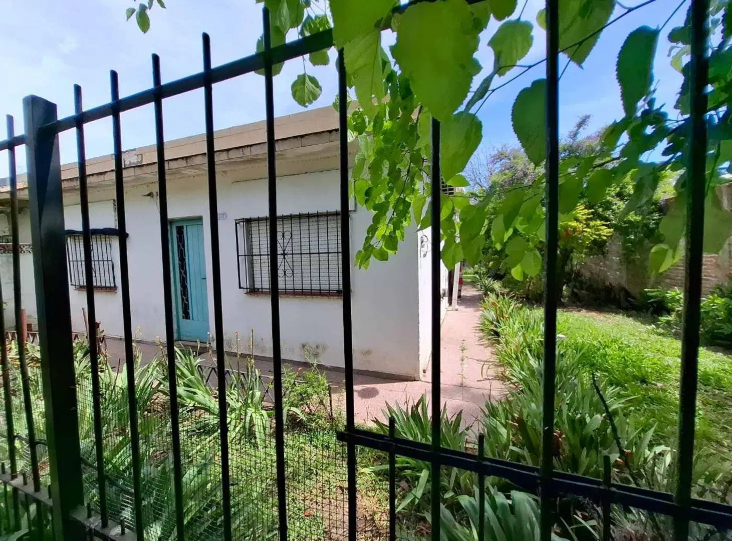 VENTA 2 CASAS 3 AMB CADA UNA EN ESPEJO JOSE C PAZ 5