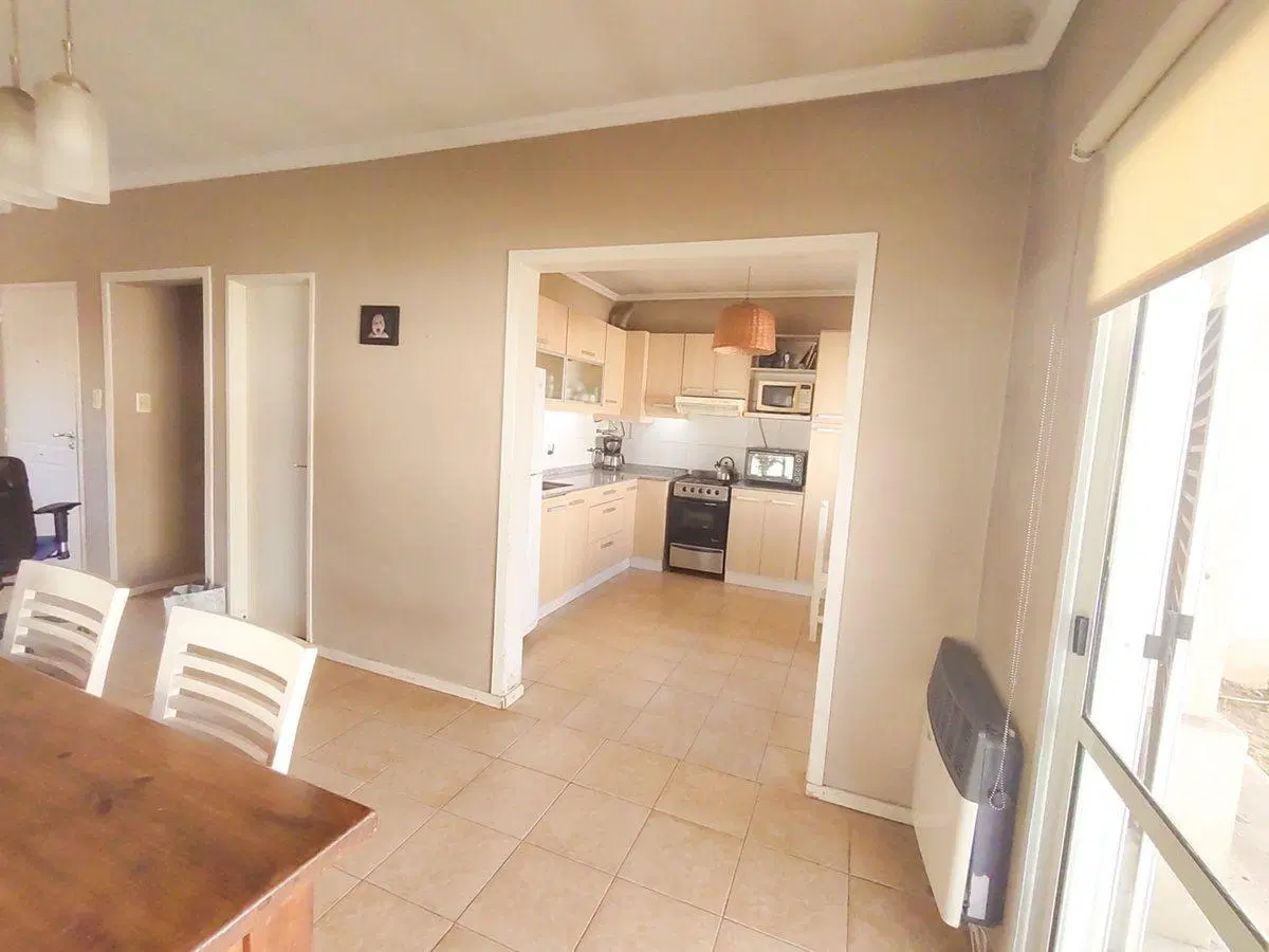 VENTA CASA 4 AMBIENTES CON JARDÍN PILAR MONTECARLO 2