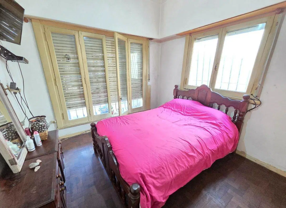 Venta PH tipo casa 3 Ambientes San Justo con renta 3