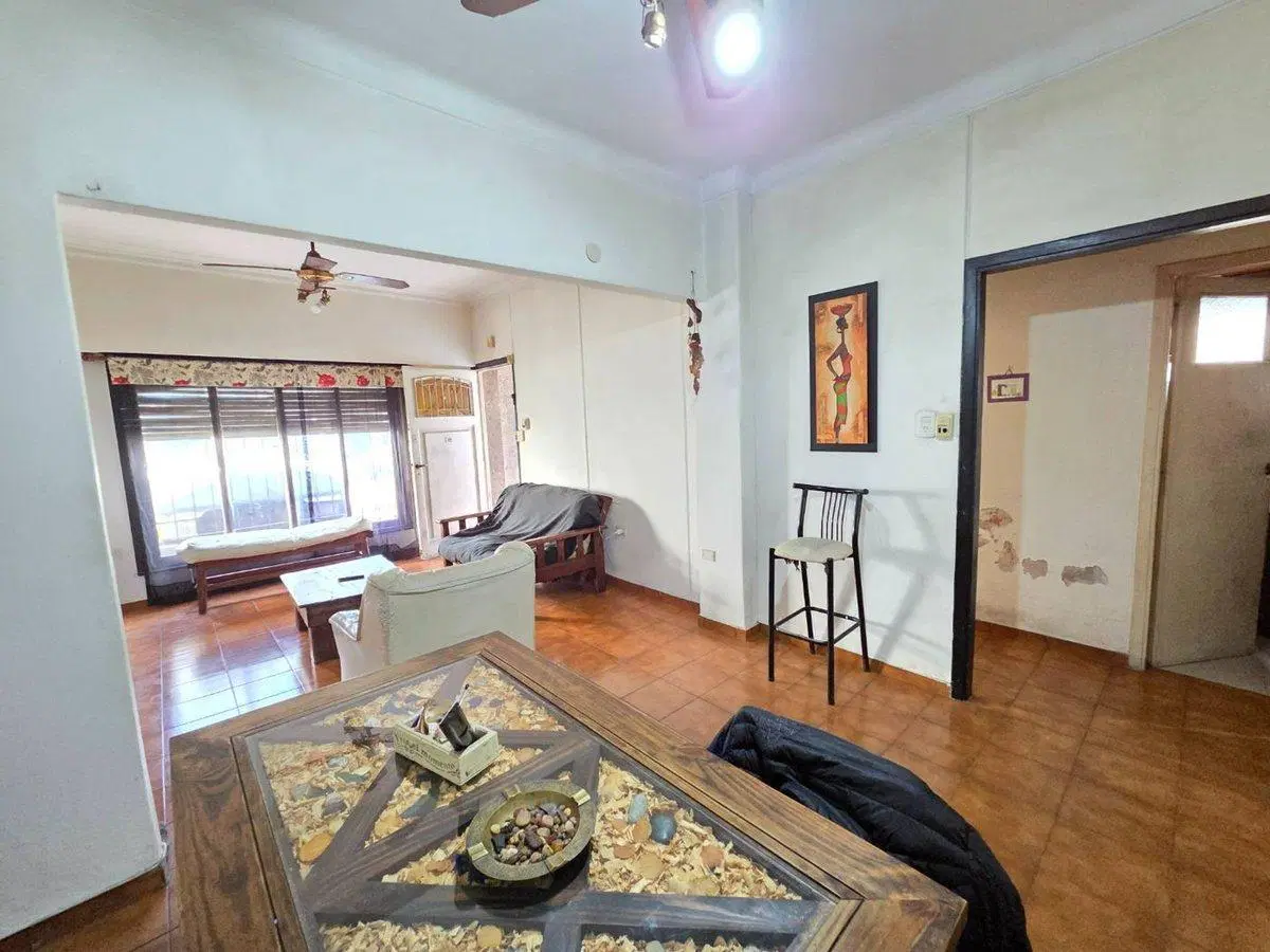 Venta PH tipo casa 3 Ambientes San Justo con renta 5