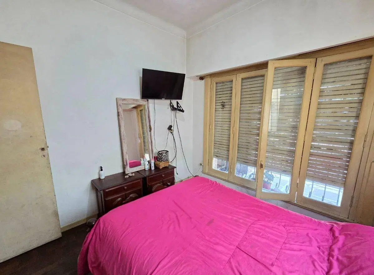 Venta PH tipo casa 3 Ambientes San Justo con renta 2
