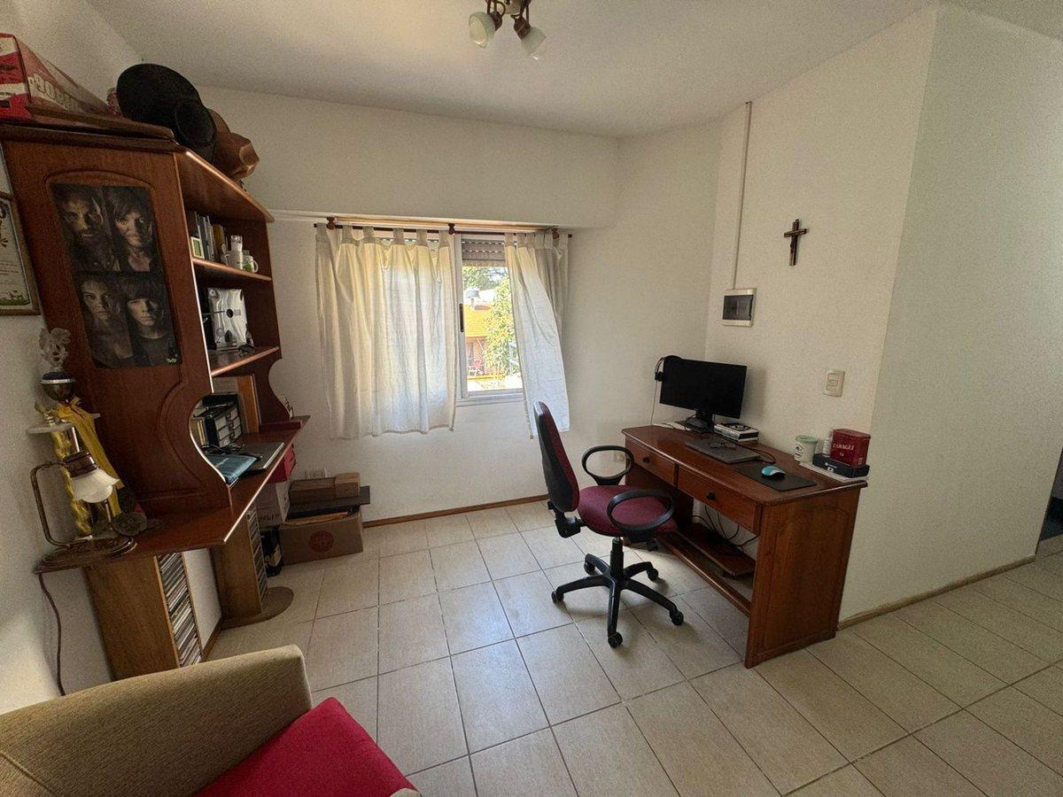 Foto de VENTA CASA 5 AMB CON QUINCHO COCHERA - HURLINGHAM, imagen 5