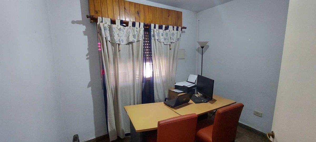Foto de VENTA CASA 4 DORMITORIOS, LOS POLVORINES CENTRO, imagen 5