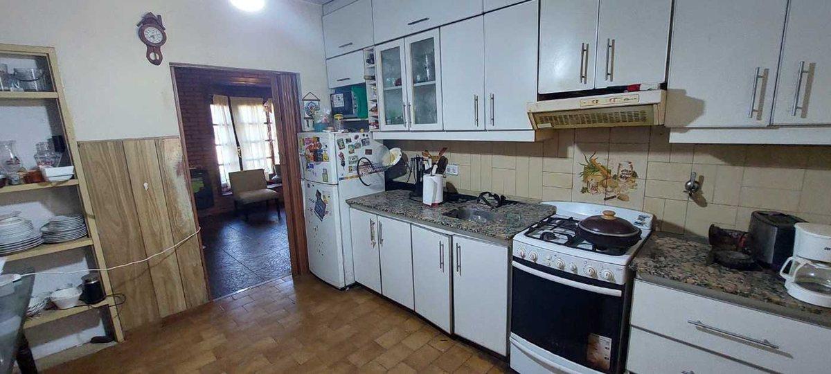 Foto de VENTA CASA 4 DORMITORIOS, LOS POLVORINES CENTRO, imagen 4