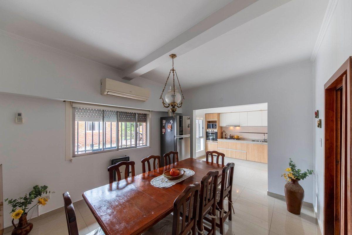 Foto de VENTA CASA 5 AMBIENTES LOMA HERMOSA, imagen 5