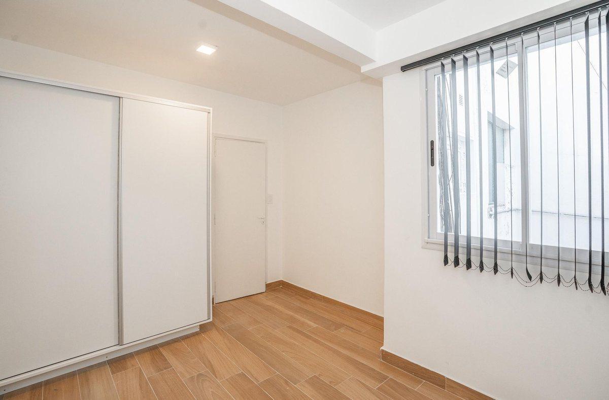 Foto de VENTA DPTO 2 AMB REFACCIONADO A NUEVO EN RECOLETA, imagen 5