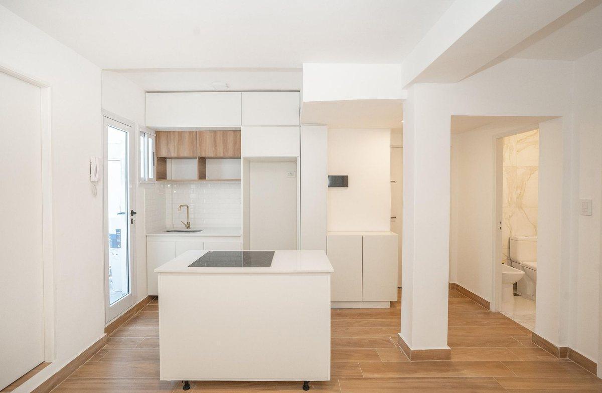 Foto de VENTA DPTO 2 AMB REFACCIONADO A NUEVO EN RECOLETA, imagen 3