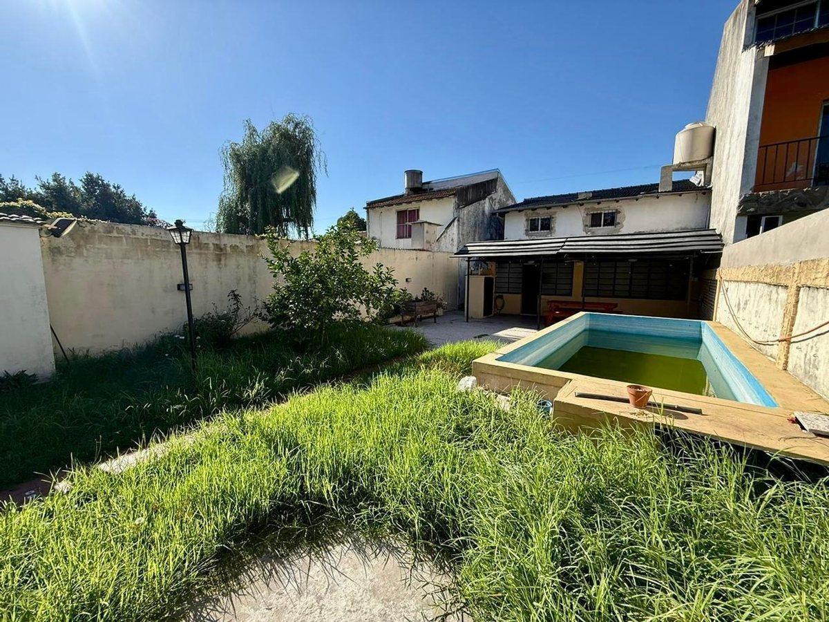 Foto de VENTA DE CASA 4 AMBIENTES EN BELLA VISTA, imagen 1