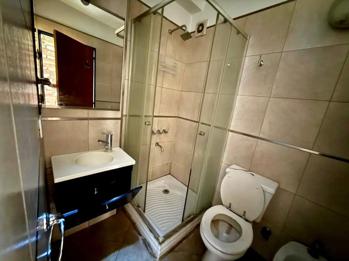 Foto de VENTA DE CASA 4 AMBIENTES EN BELLA VISTA, imagen 4