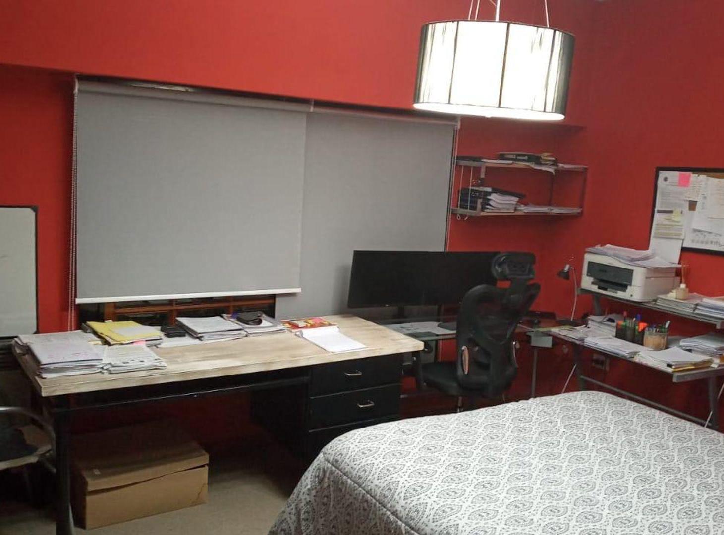 Foto de VENTA CASA 5 AMB JOSE C PAZ PILETA COCHERAS BALCÓN, imagen 2