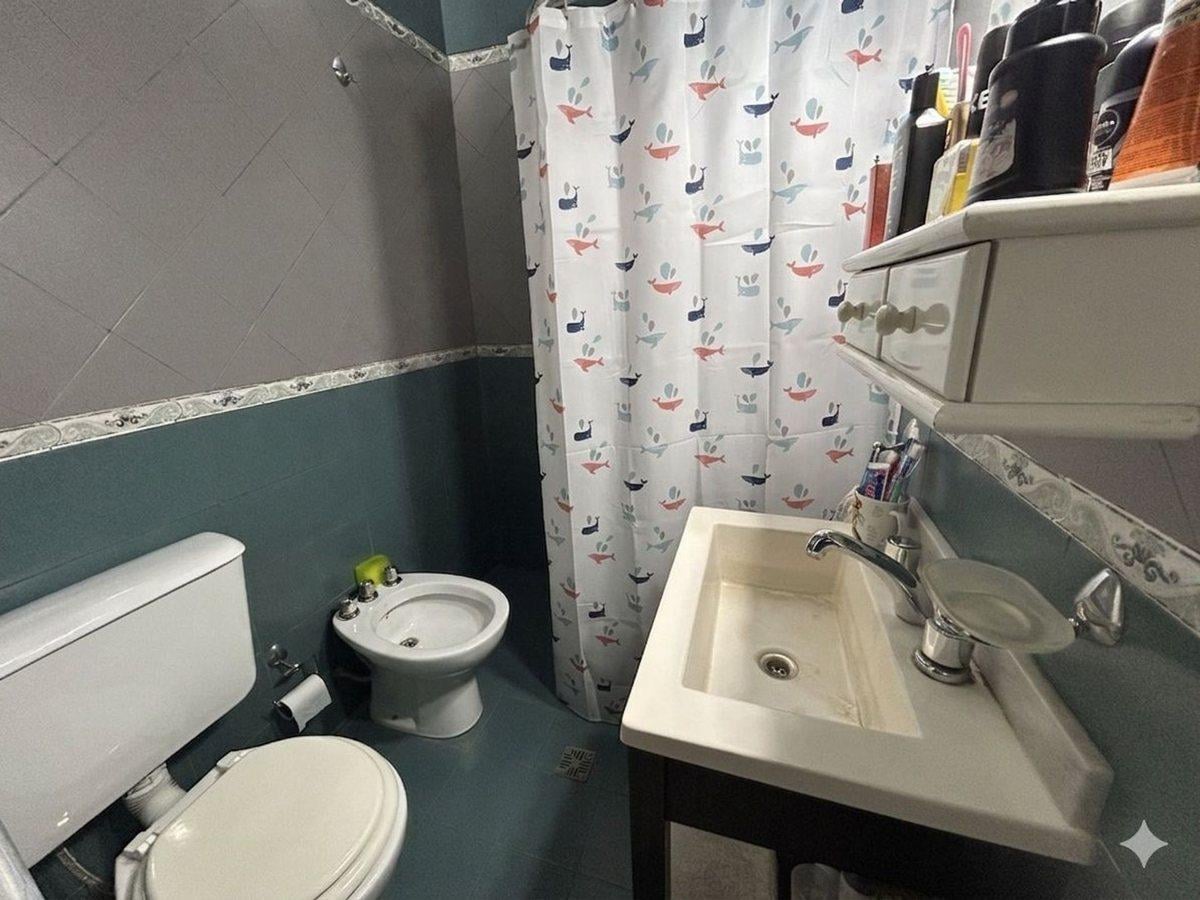 Foto de Venta casa 4 amb. cochera, patio y quincho J.C.Paz, imagen 5