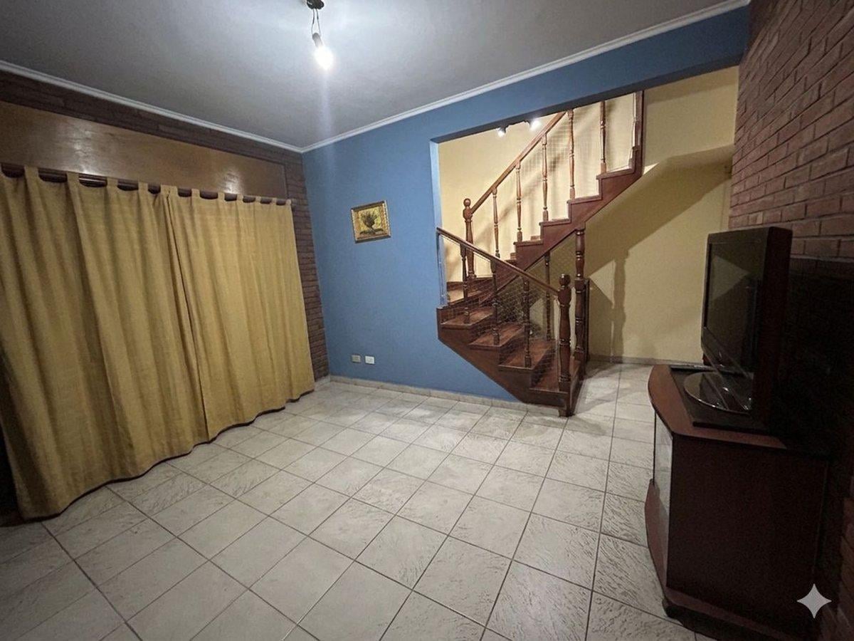 Foto de Venta casa 4 amb. cochera, patio y quincho J.C.Paz, imagen 3