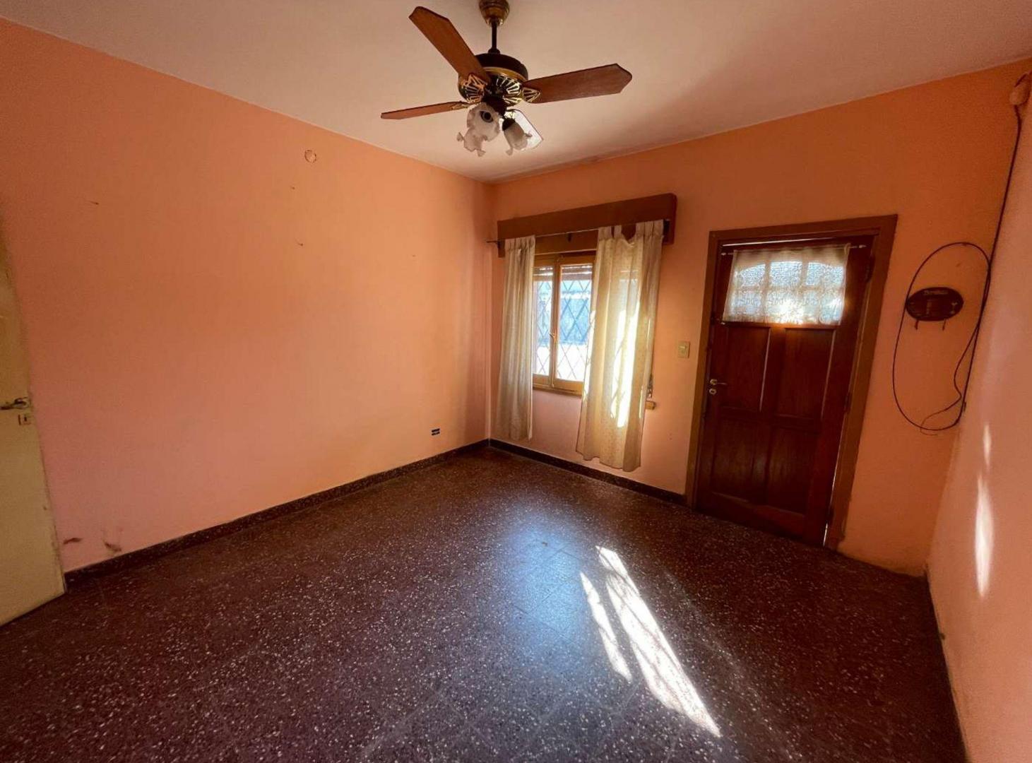Foto de CASA VENTA 4 AMBIENTES JOSE C. PAZ, imagen 2