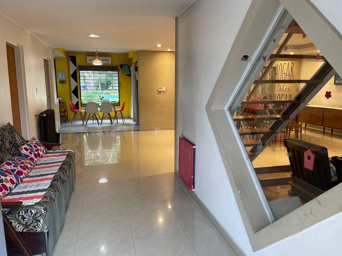 Foto de VENTA CASA VILLA UDAONDO 4 AMBIENTES, imagen 3