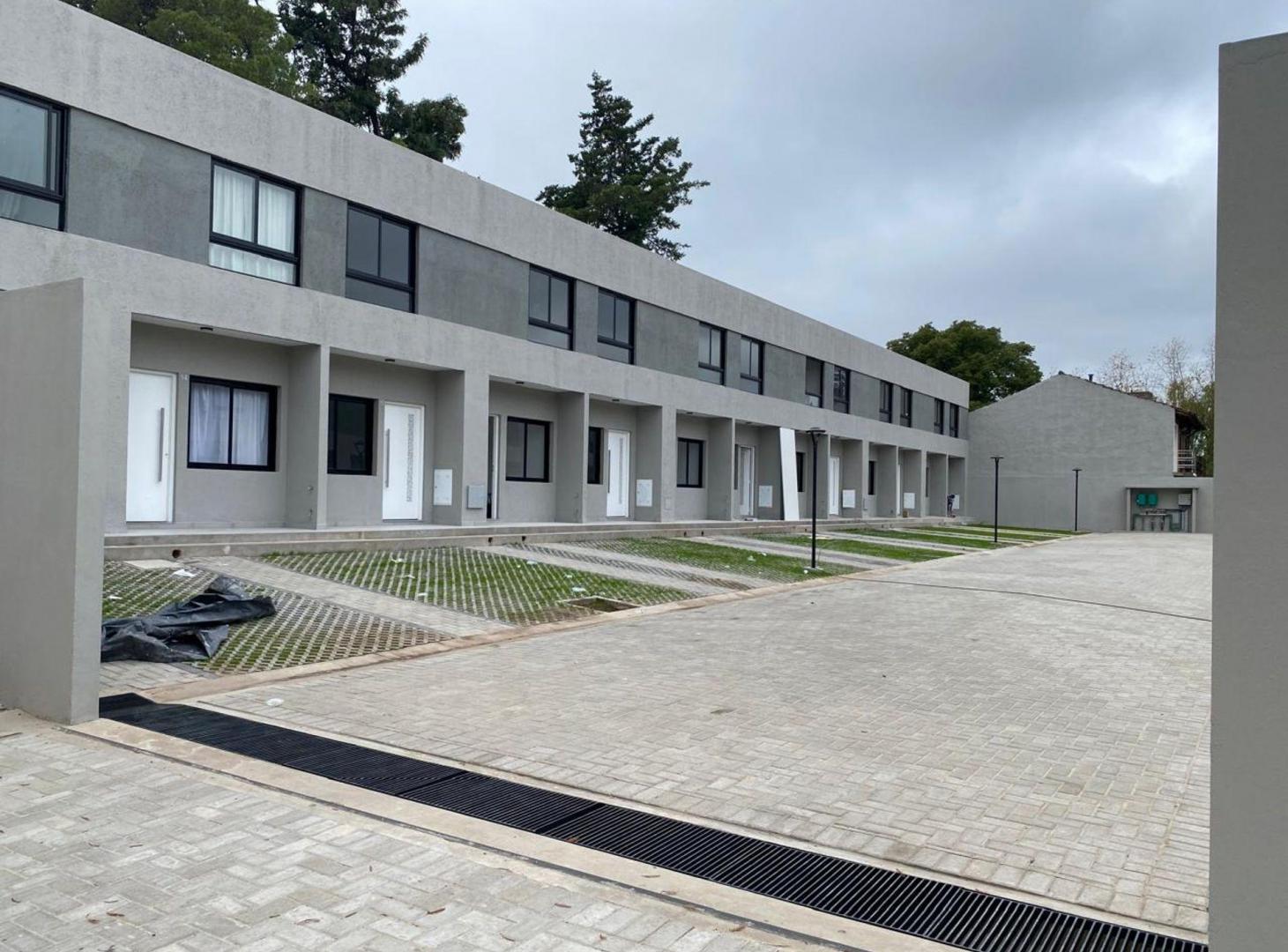 Foto de ULTIMOS DUPLEX EN COMPLEJO CIPRES SAN MIGUEL, imagen 1