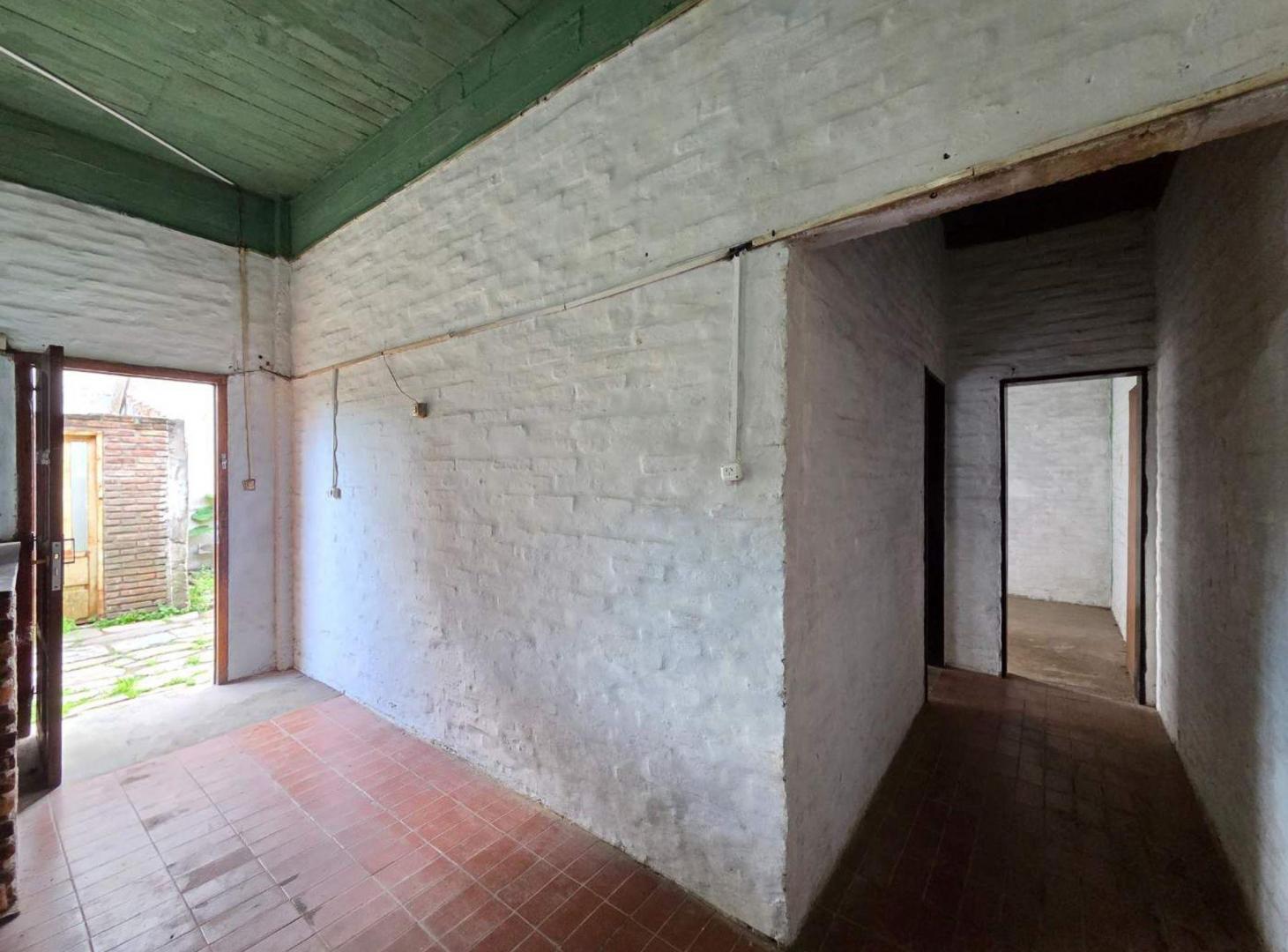 Foto de VENTA CASA 4 DORMITORIOS VILLA TESEI APTO CREDITO, imagen 4
