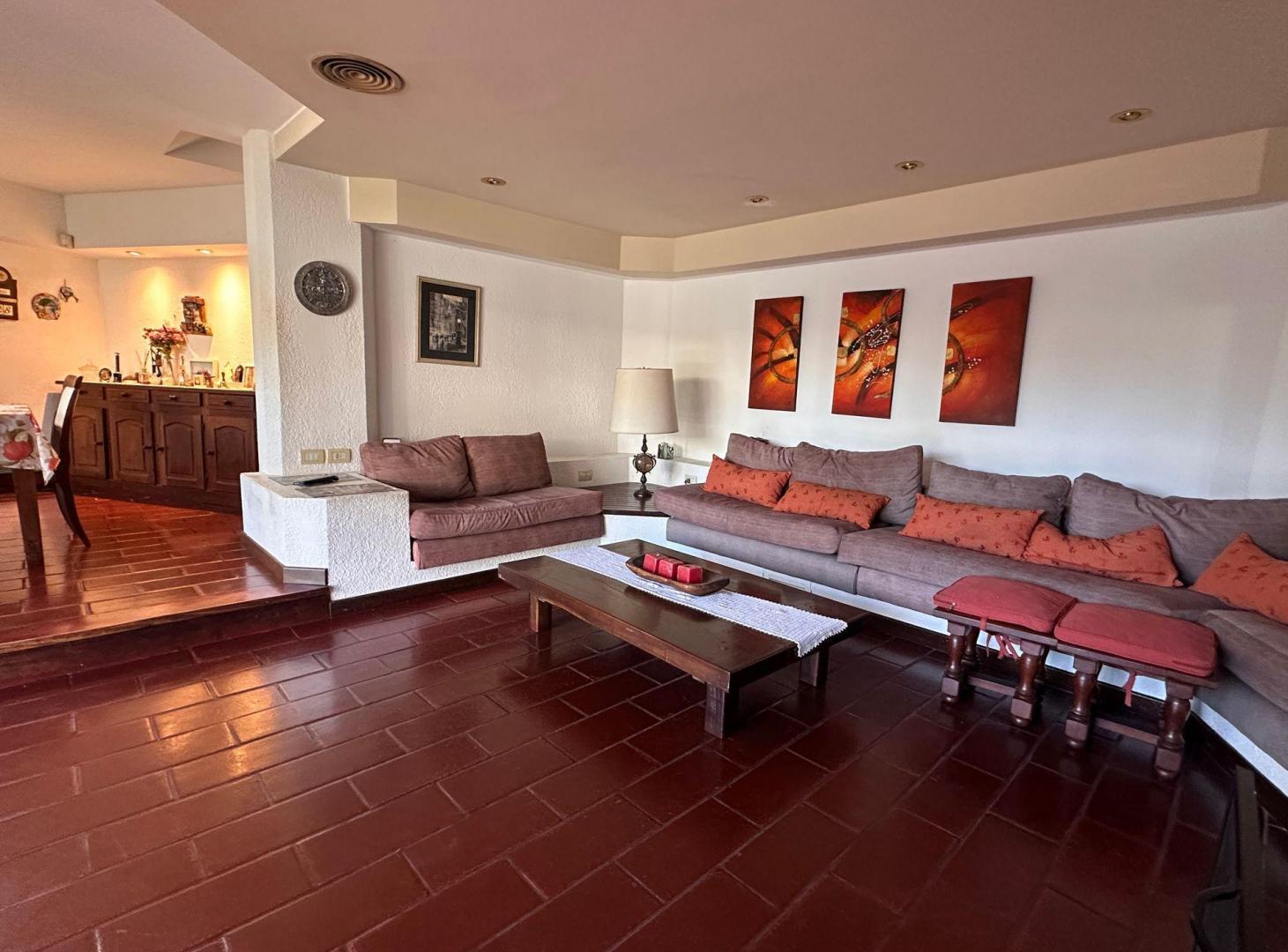 Foto de VENTA CASA 6 AMB HURLINGHAM BARRIO INGLES, imagen 5