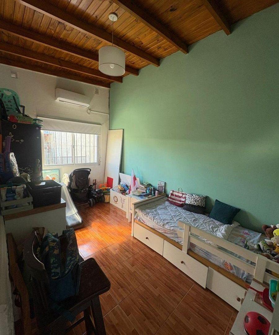 Foto de VENTA CASA MULTIFAMILIAR TALAR PILETA QUINCHO, imagen 3