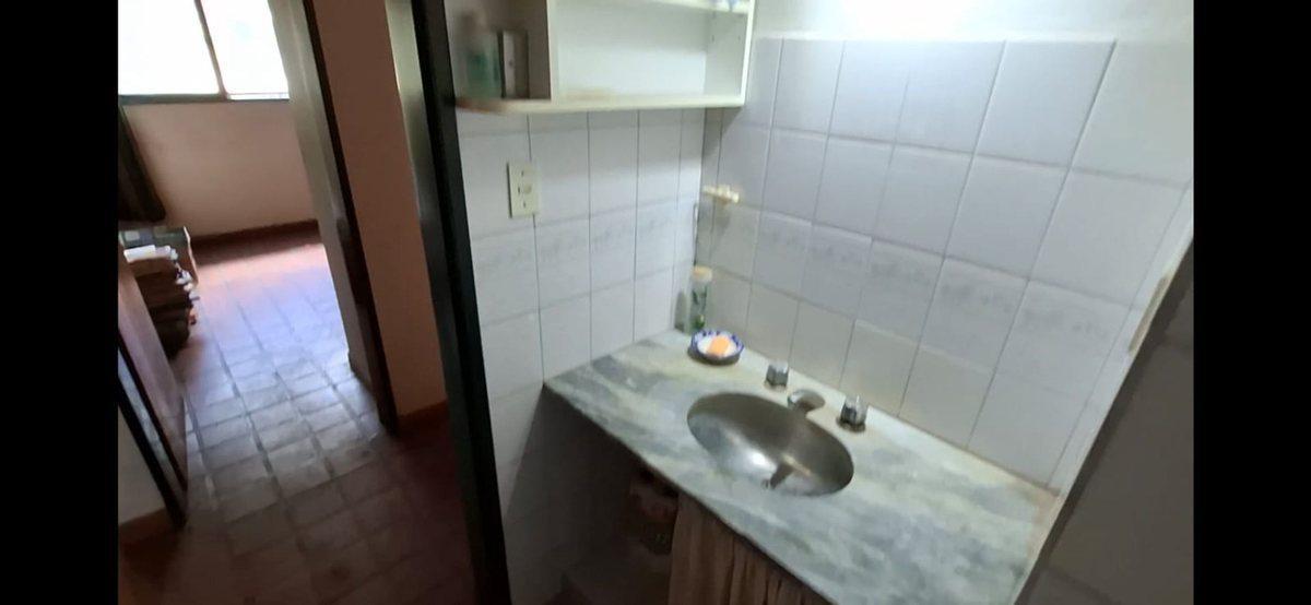 Foto de VENTA CASA 4 AMBIENTES MORENO CENTRO, imagen 3