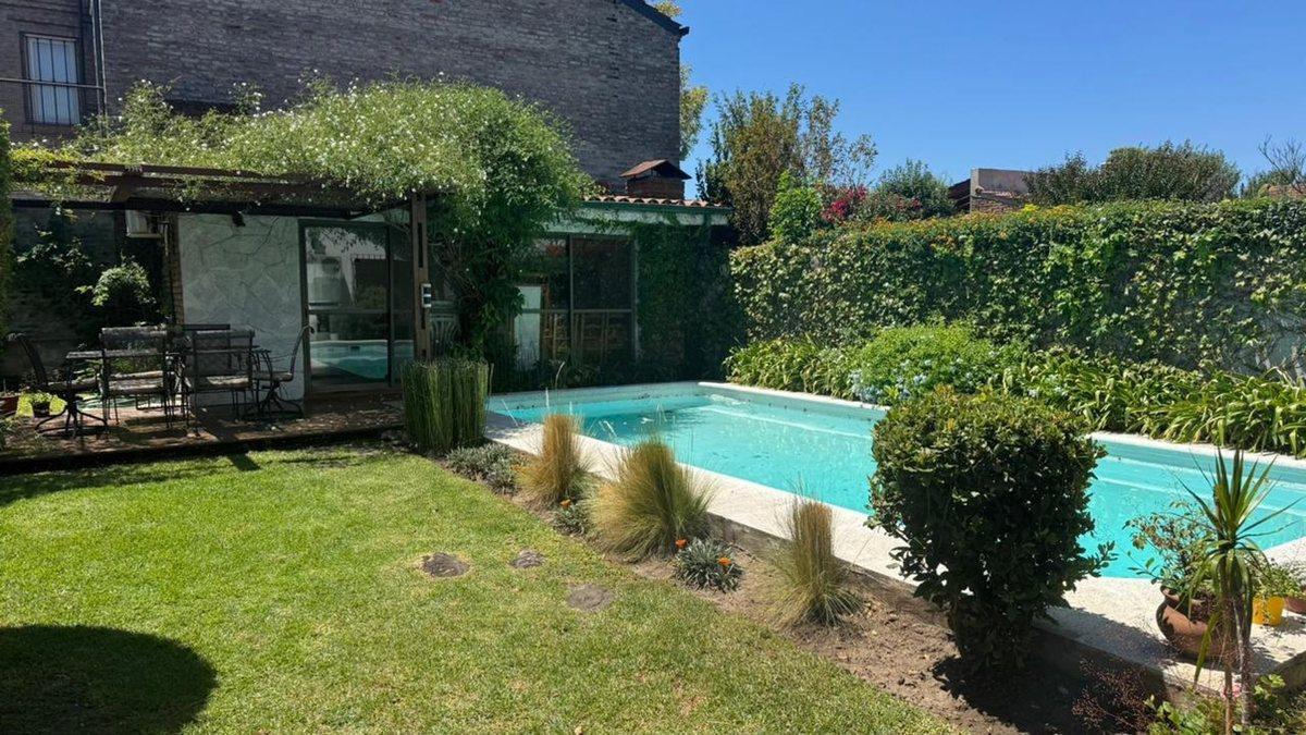 Foto de VENTA CASA 4 AMBIENTES HURLINGHAM, imagen 4