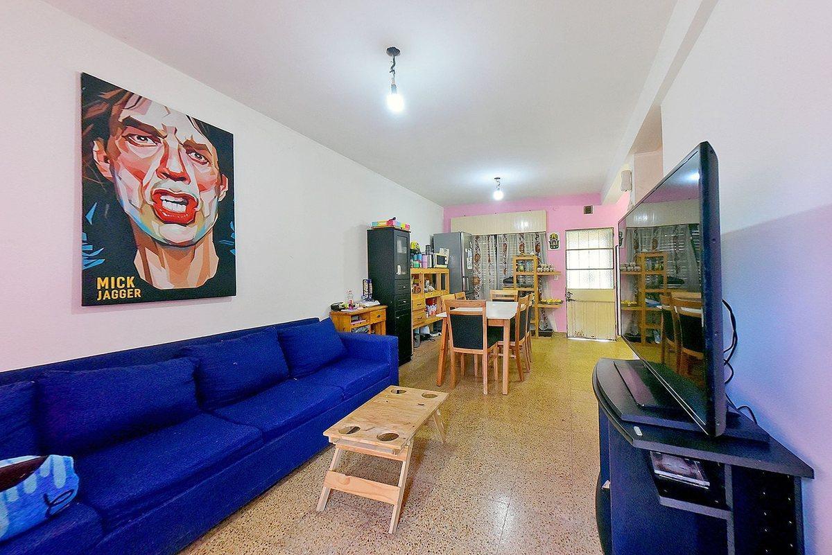 Foto de VENTA CASA 4 AMB APTO CREDITO HURLINGHAM V. TESEI, imagen 4